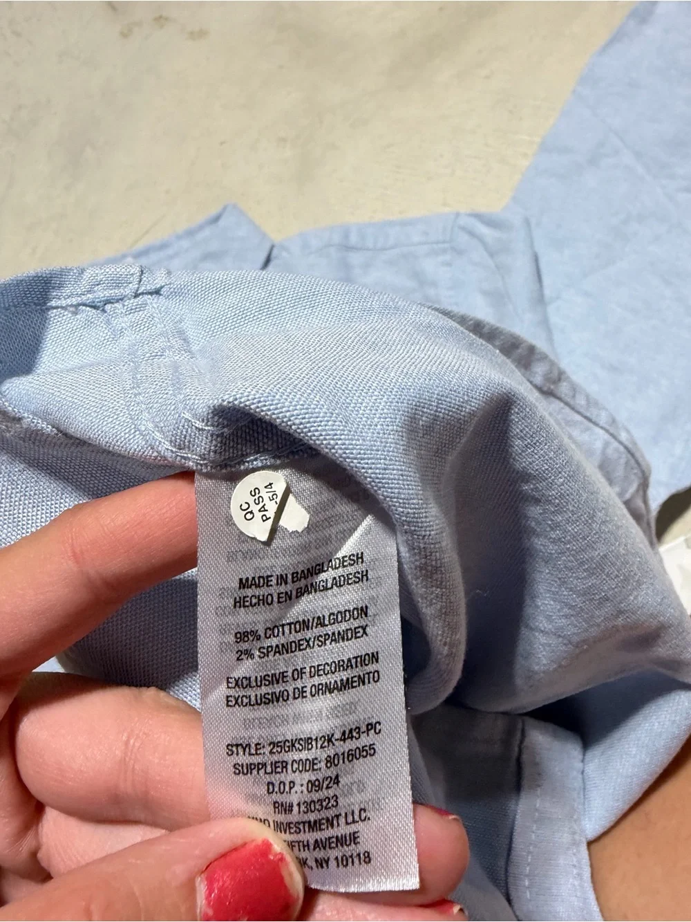 Gap kids NWT Light Blue Oxford Button-Down Shirt LARGE 14/16